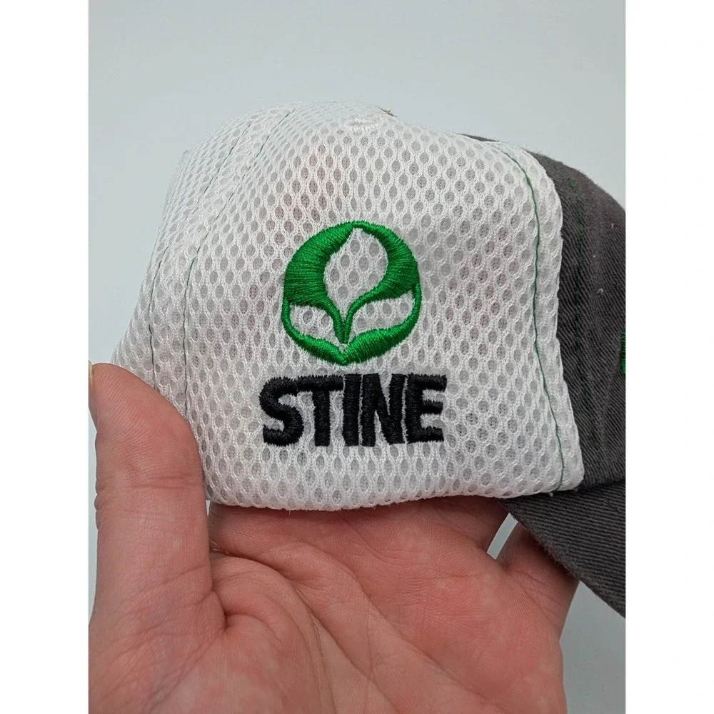 Stine Seeds Hat Mens White Gray Farmer Cap‎ Green Logo Jersey Mesh Modern Design